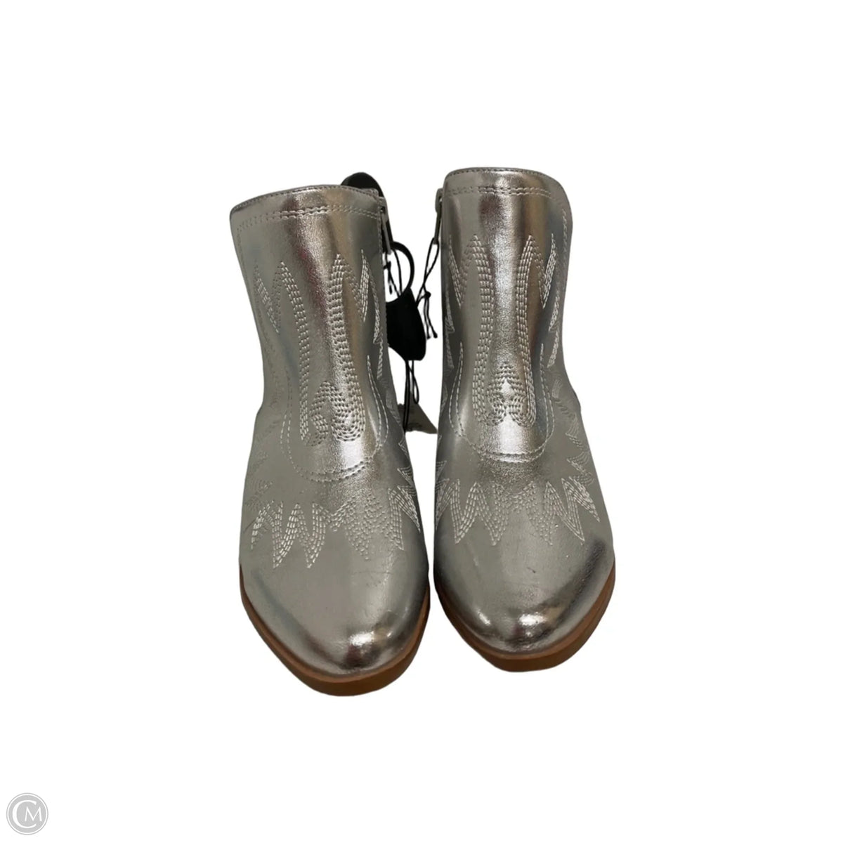Boots Ankle Flats By Yoki In Silver, Size: 7