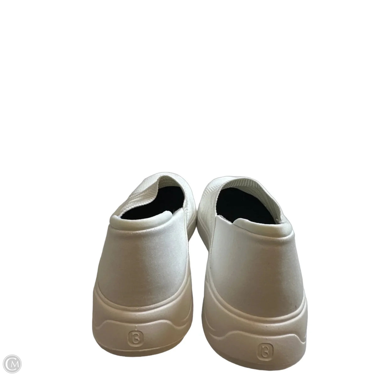 Shoes Sneakers By Bzees In White, Size: 8