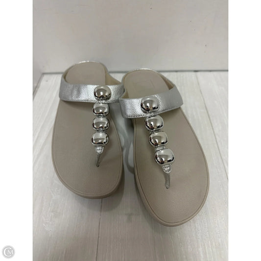 Sandals Heels Wedge By Fitflop In Silver, Size: 7