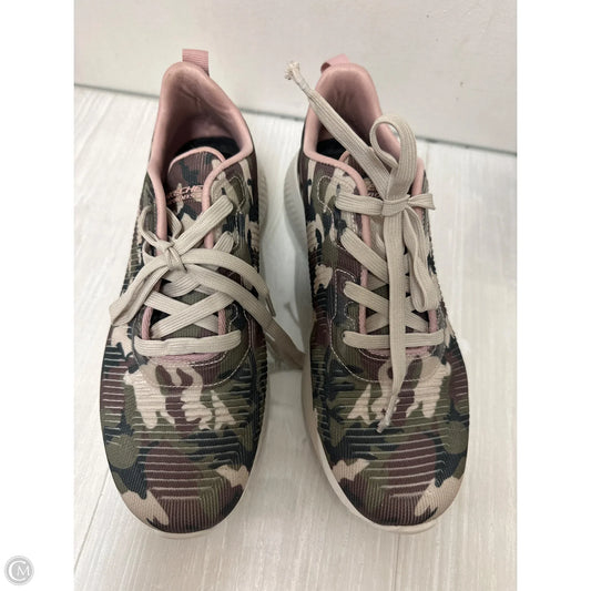 Shoes Athletic By Skechers In Camouflage Print, Size: 8
