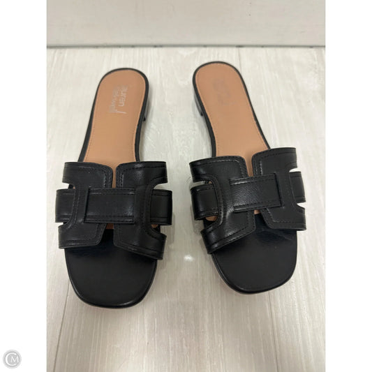 Sandals Flats By Clothes Mentor In Black, Size: 8