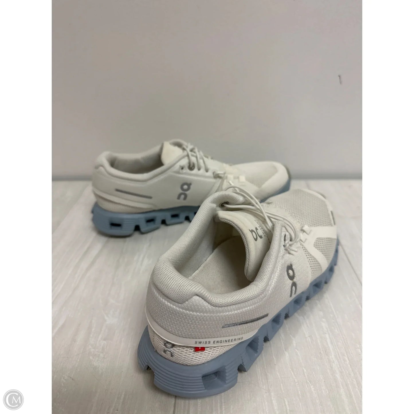 Shoes Athletic By On Cloud In White, Size: 6.5