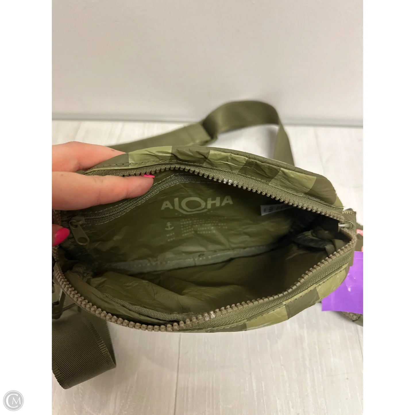 Handbag By Clothes Mentor, Size: Small
