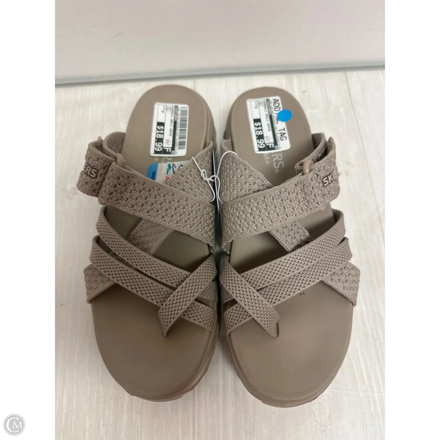 Sandals Heels Wedge By Skechers In Grey, Size: 9