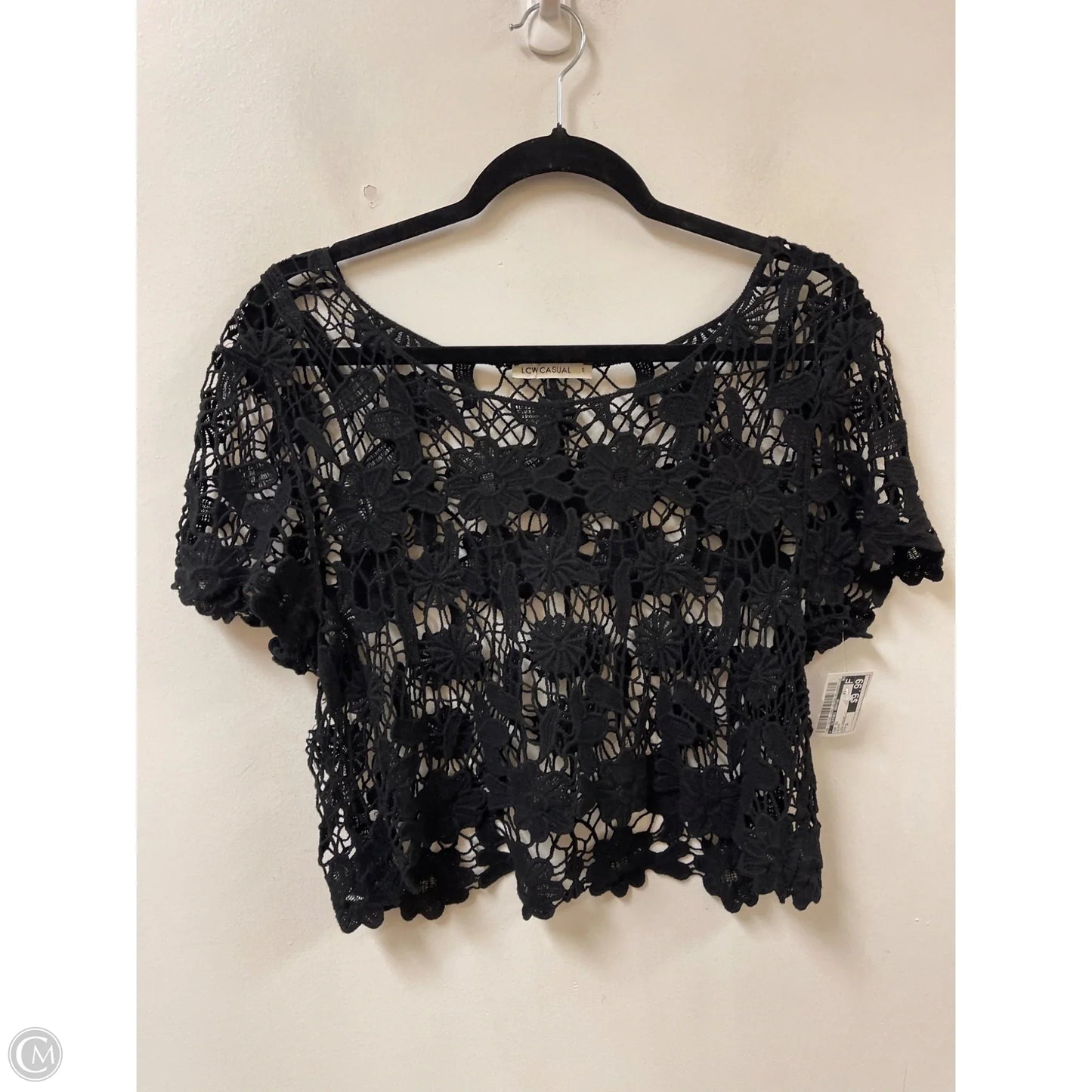 Top Short Sleeve By Clothes Mentor In Black, Size: S