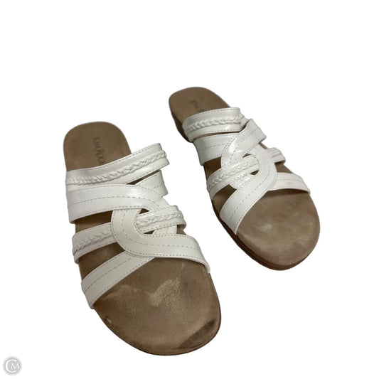 Sandals Flats By Kim Rogers In White, Size: 9.5