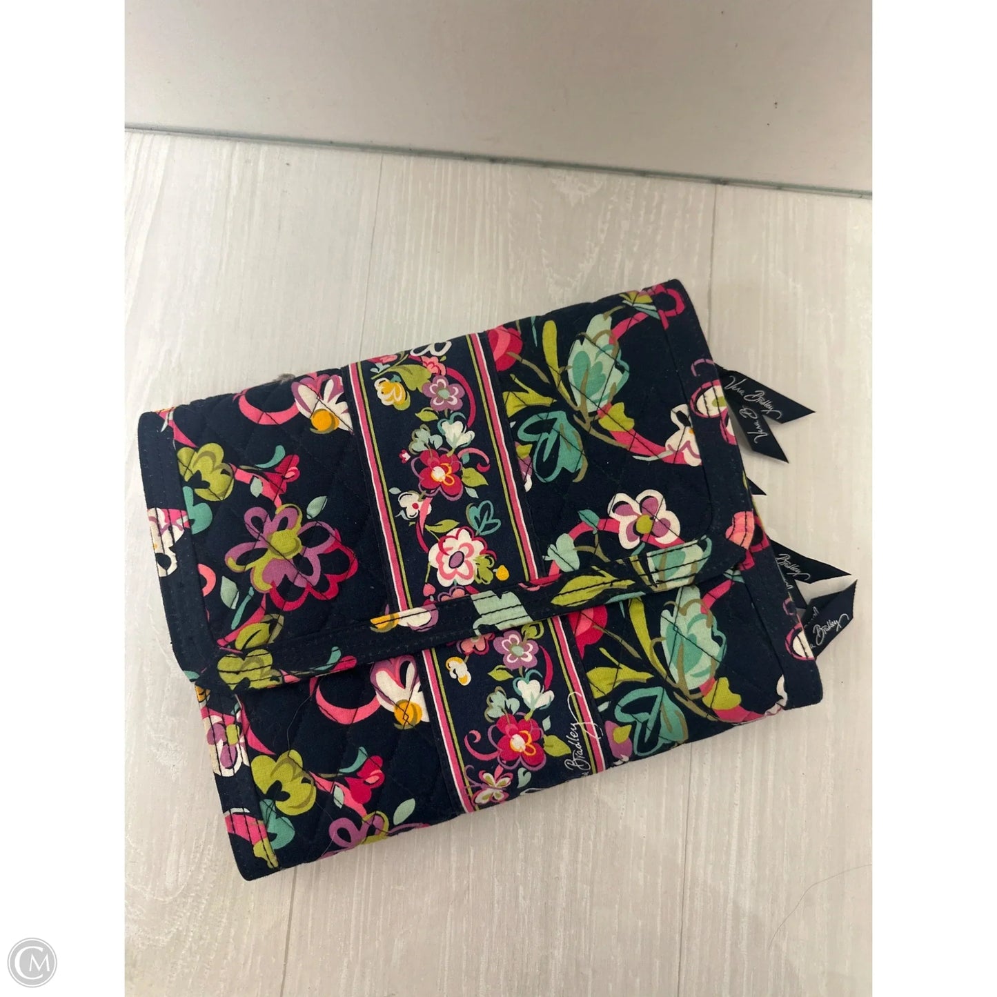 Makeup Bag By Vera Bradley, Size: Medium