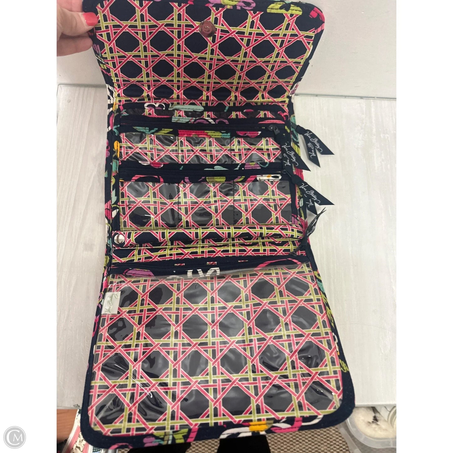 Makeup Bag By Vera Bradley, Size: Medium