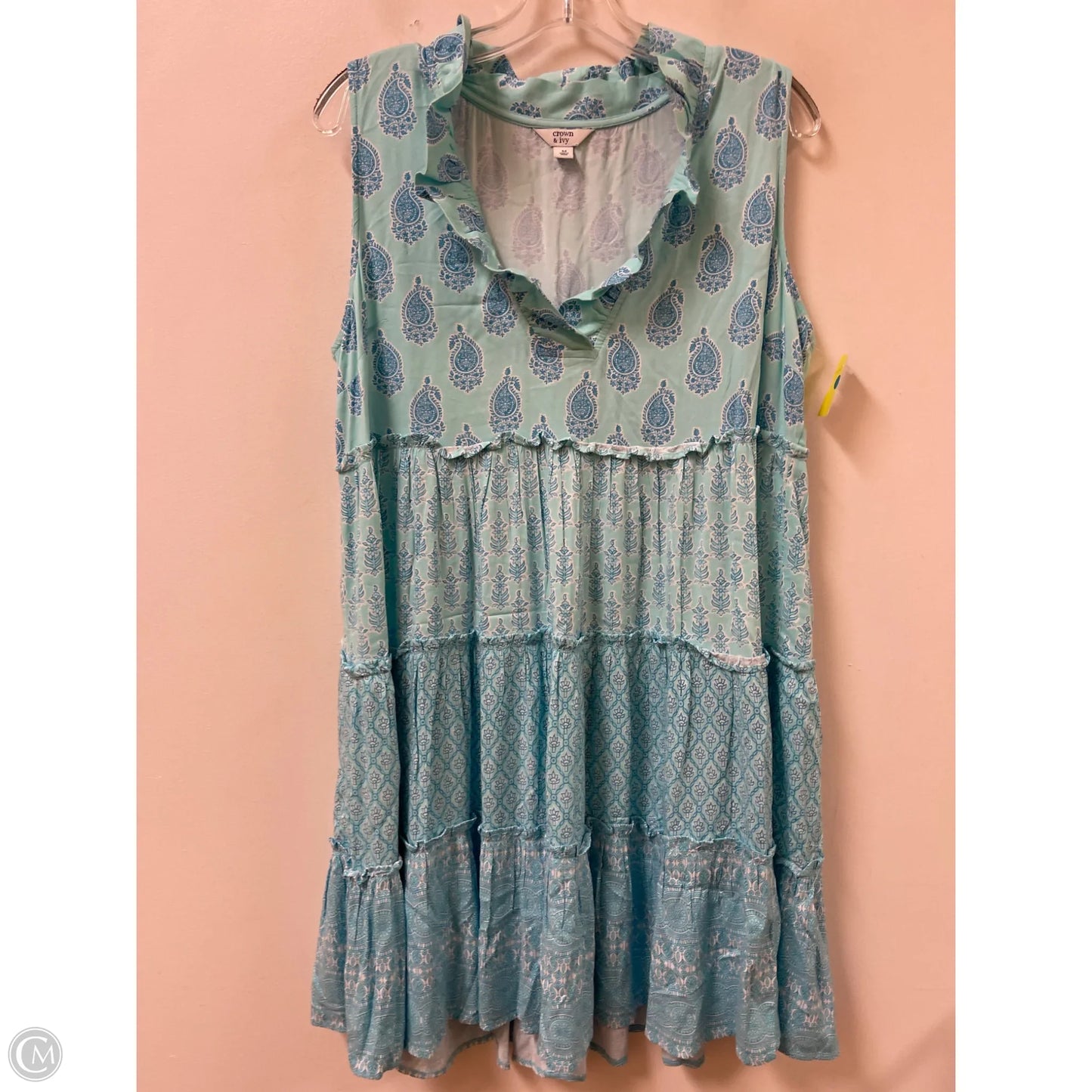 Dress Casual Short By Crown And Ivy In Blue & White, Size: M