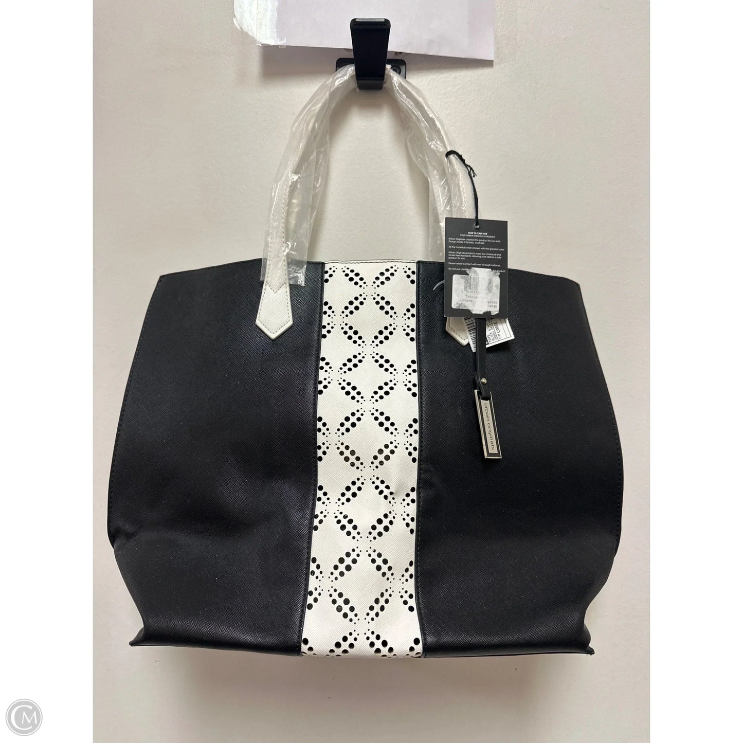 Tote By Clothes Mentor, Size: Large