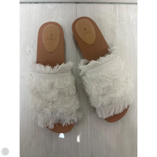 Sandals Flats By Bill Blass In White, Size: 9