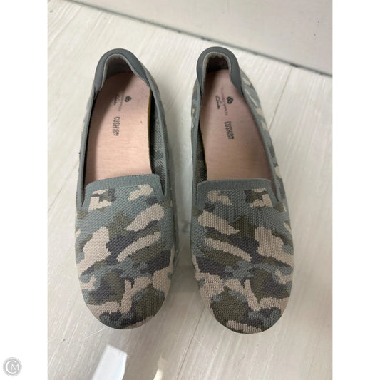 Shoes Flats By Clarks In Camouflage Print, Size: 7