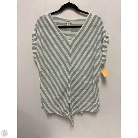 Top Short Sleeve By Faith And Joy In Green & White, Size: 3x