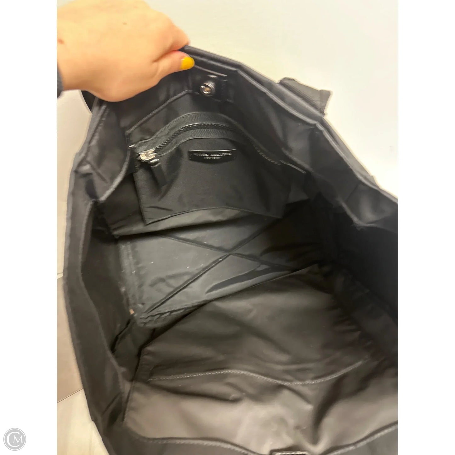 Handbag Luxury Designer By Marc Jacobs, Size: Large