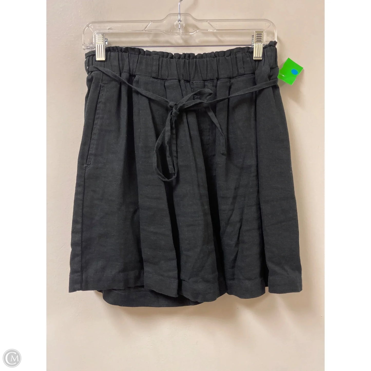 Shorts By Universal Thread In Black, Size: 2