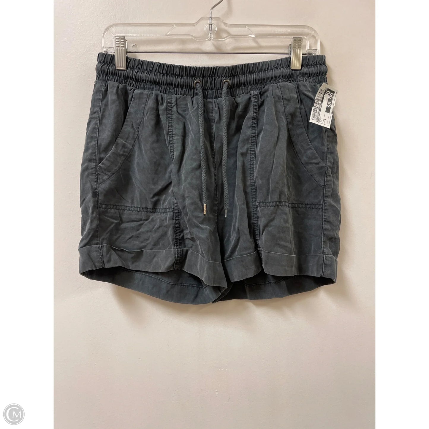 Shorts By Universal Thread In Grey, Size: 4