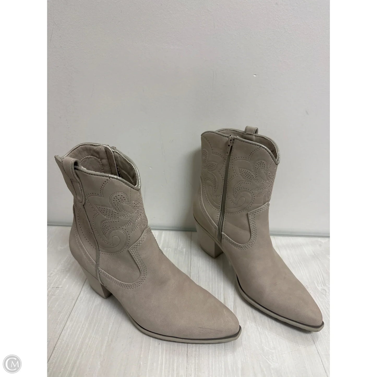 Boots Western By Bare Traps In Cream, Size: 9