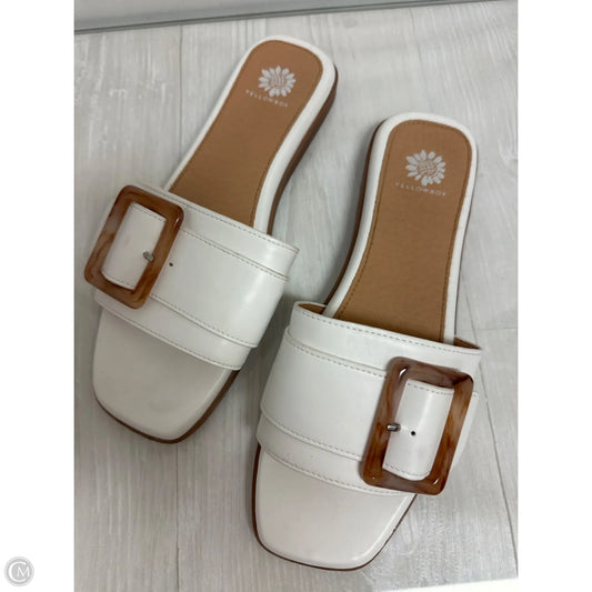 Sandals Flats By Yellow Box In White, Size: 8.5
