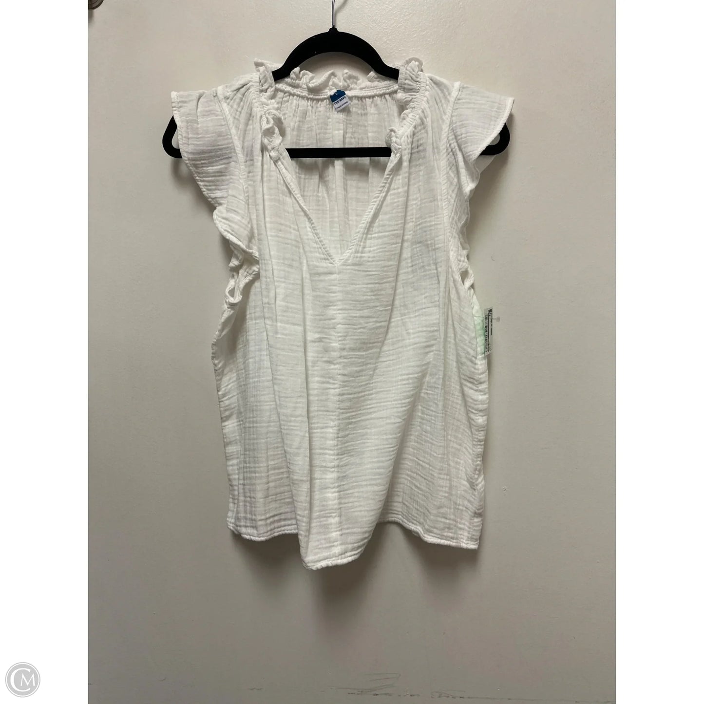 Top Short Sleeve By Old Navy In White, Size: L