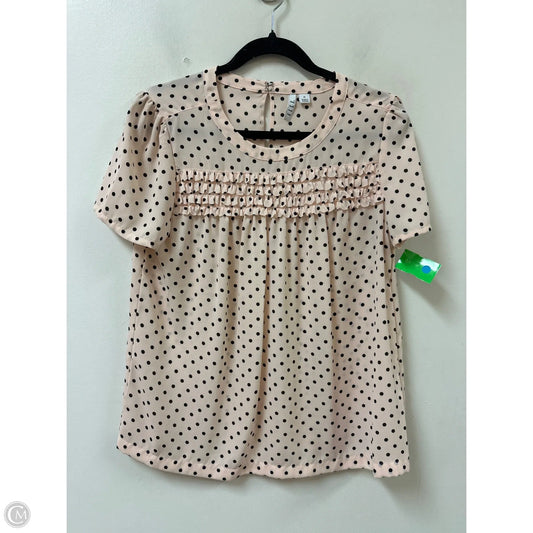 Top Short Sleeve By Elle In Polkadot Pattern, Size: M
