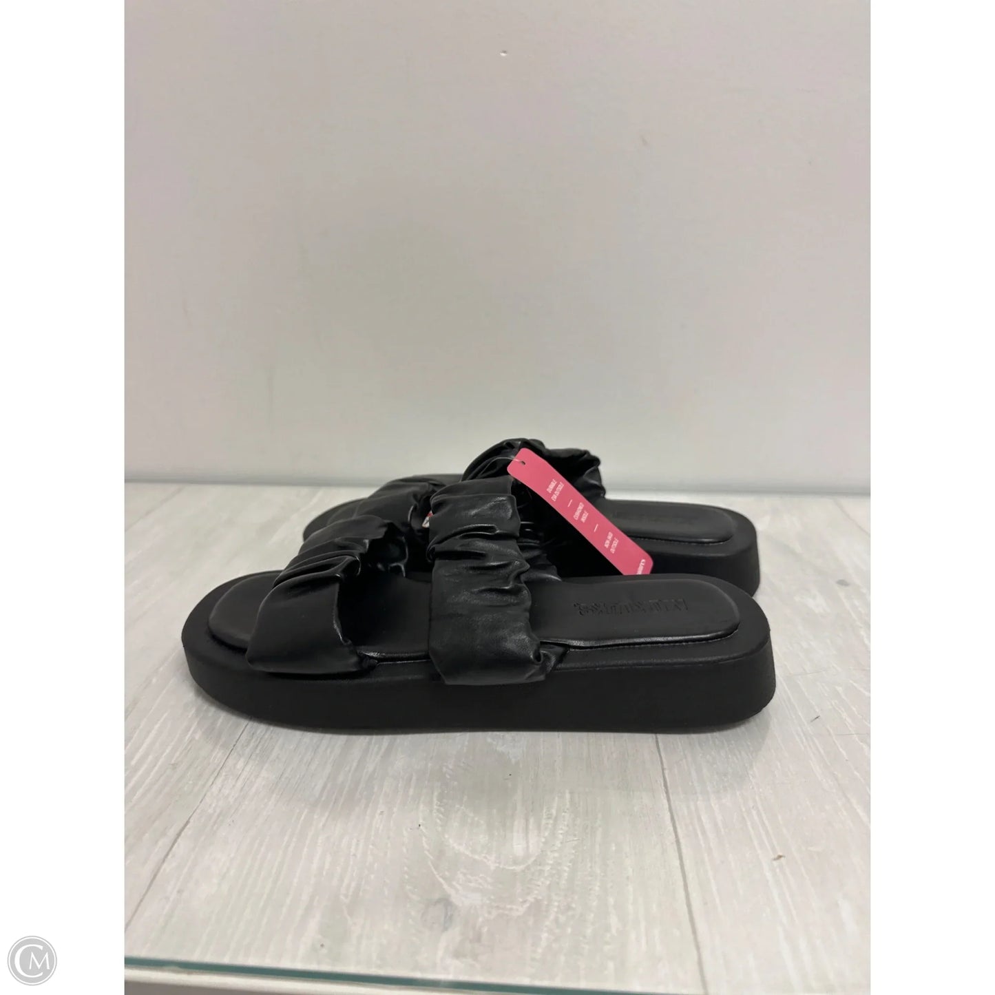 Sandals Flats By Muk Luks In Black, Size: 9