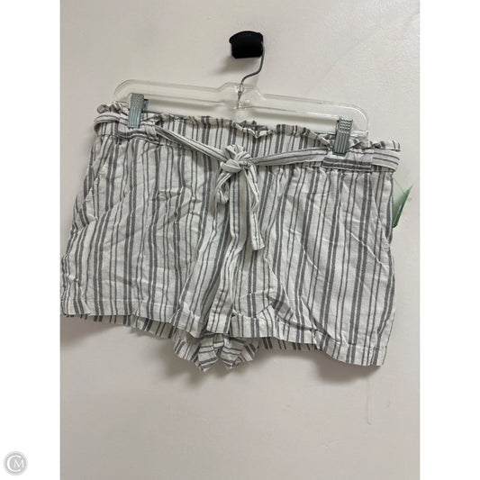 Shorts By Clothes Mentor In Striped Pattern, Size: 16