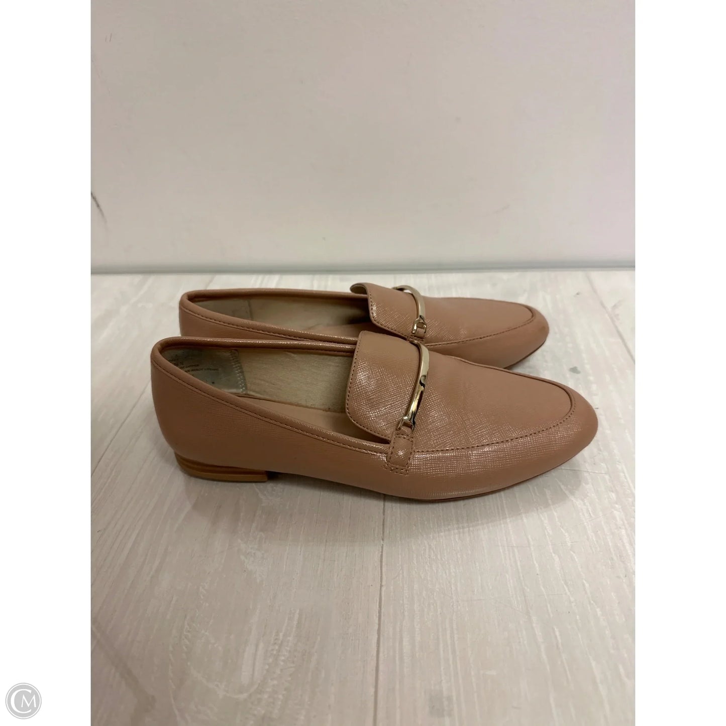 Shoes Flats By Kelly And Katie In Cream, Size: 6