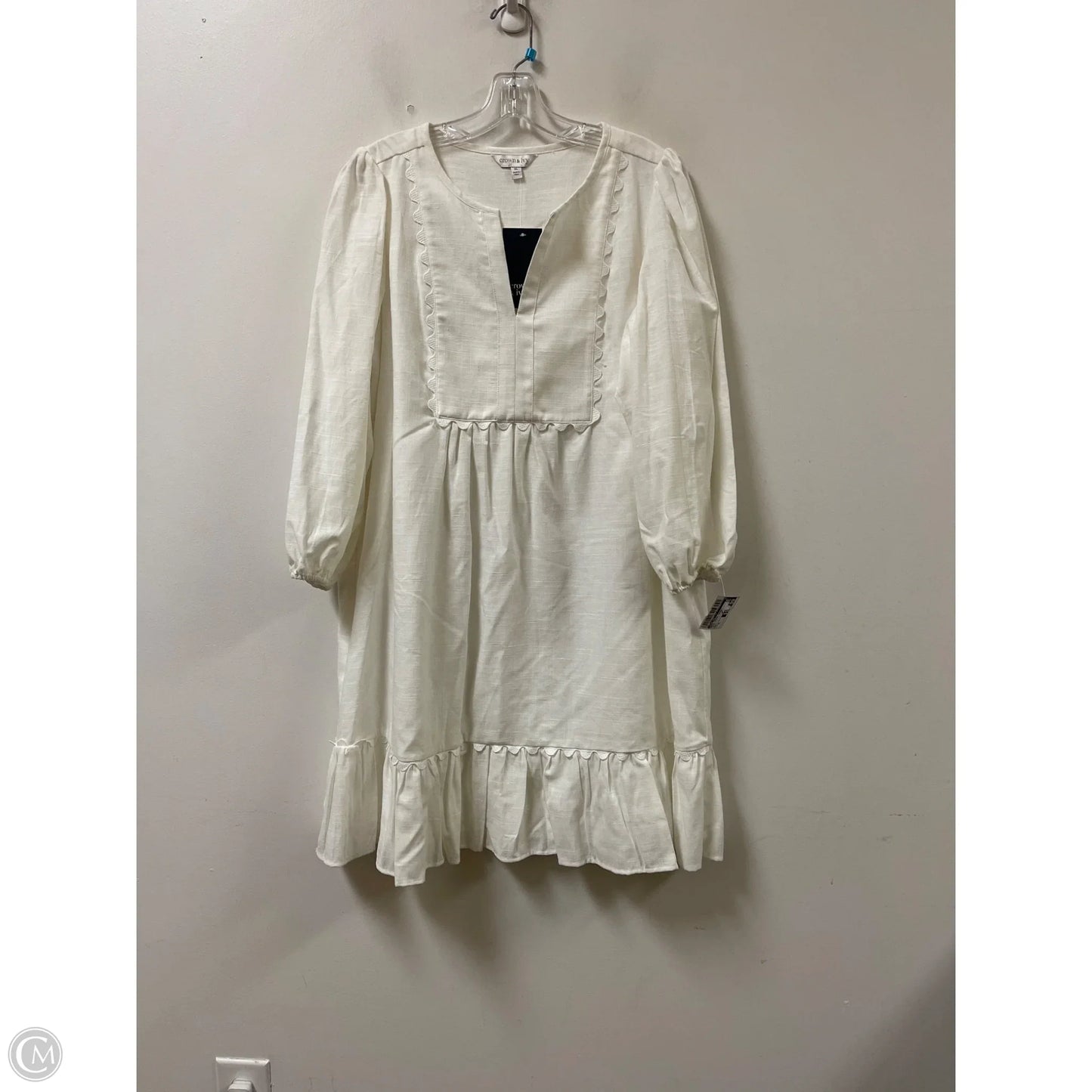 Dress Casual Short By Crown And Ivy In White, Size: Xl