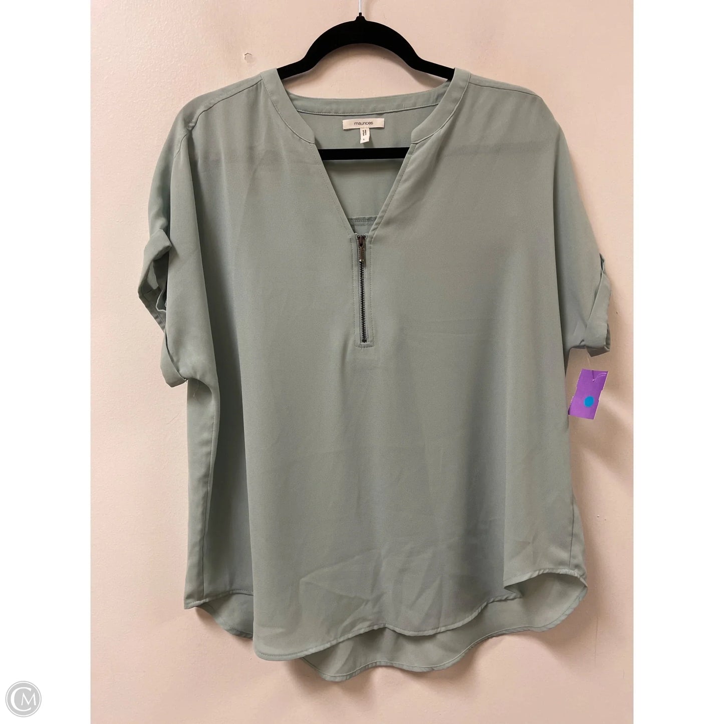 Top Short Sleeve By Maurices In Green, Size: L