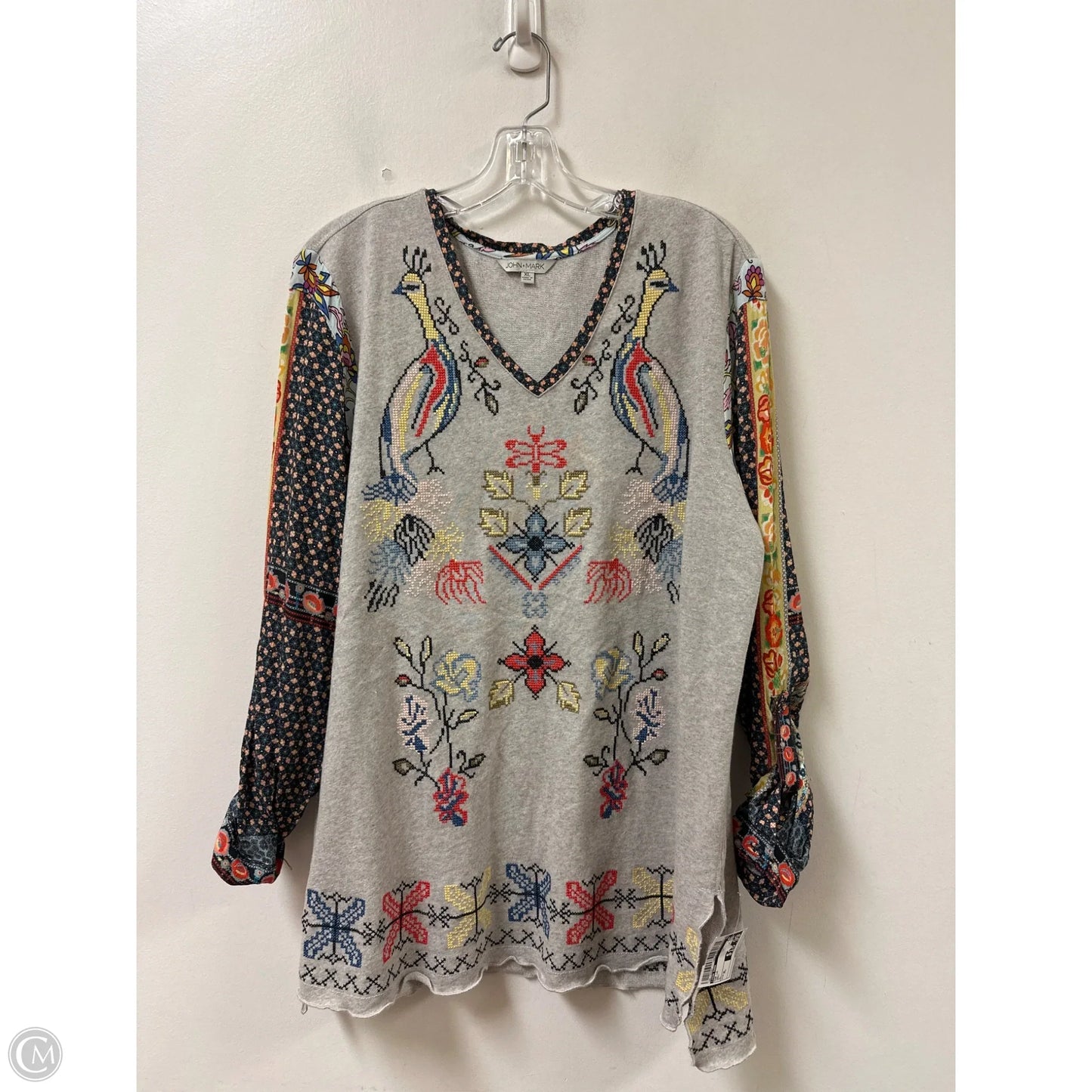 Top Long Sleeve By John Mark In Grey, Size: Xl