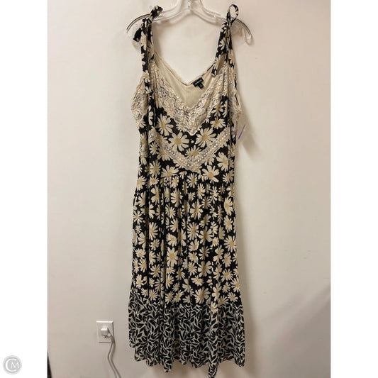 Dress Casual Maxi By Torrid In Black & Cream, Size: 3x