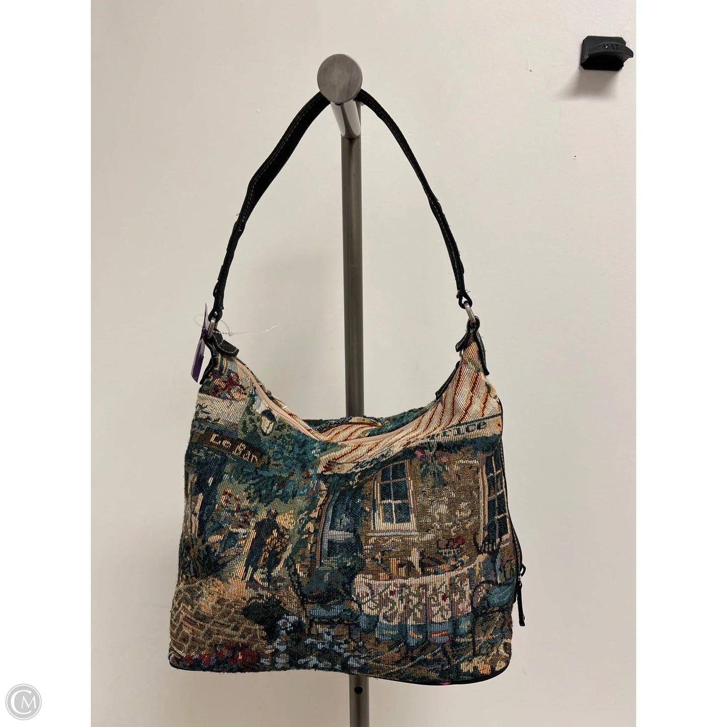 Handbag By Clothes Mentor, Size: Medium