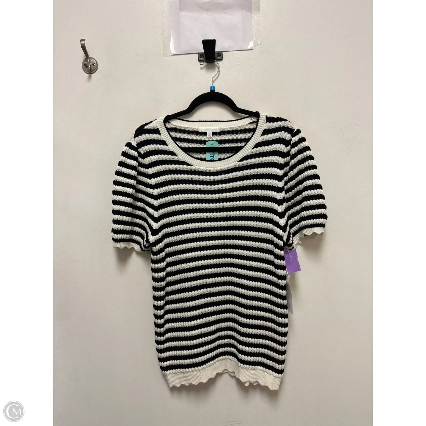 Sweater Short Sleeve By Design History In Black & White, Size: L