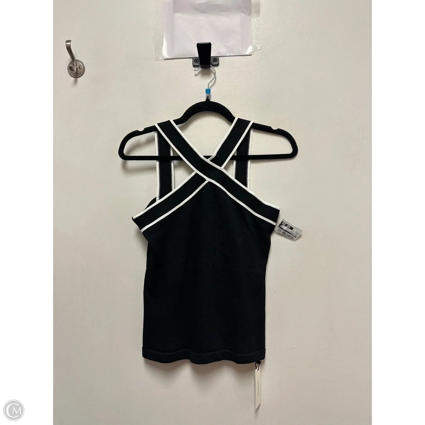 Top Sleeveless By Commense In Black & White, Size: S