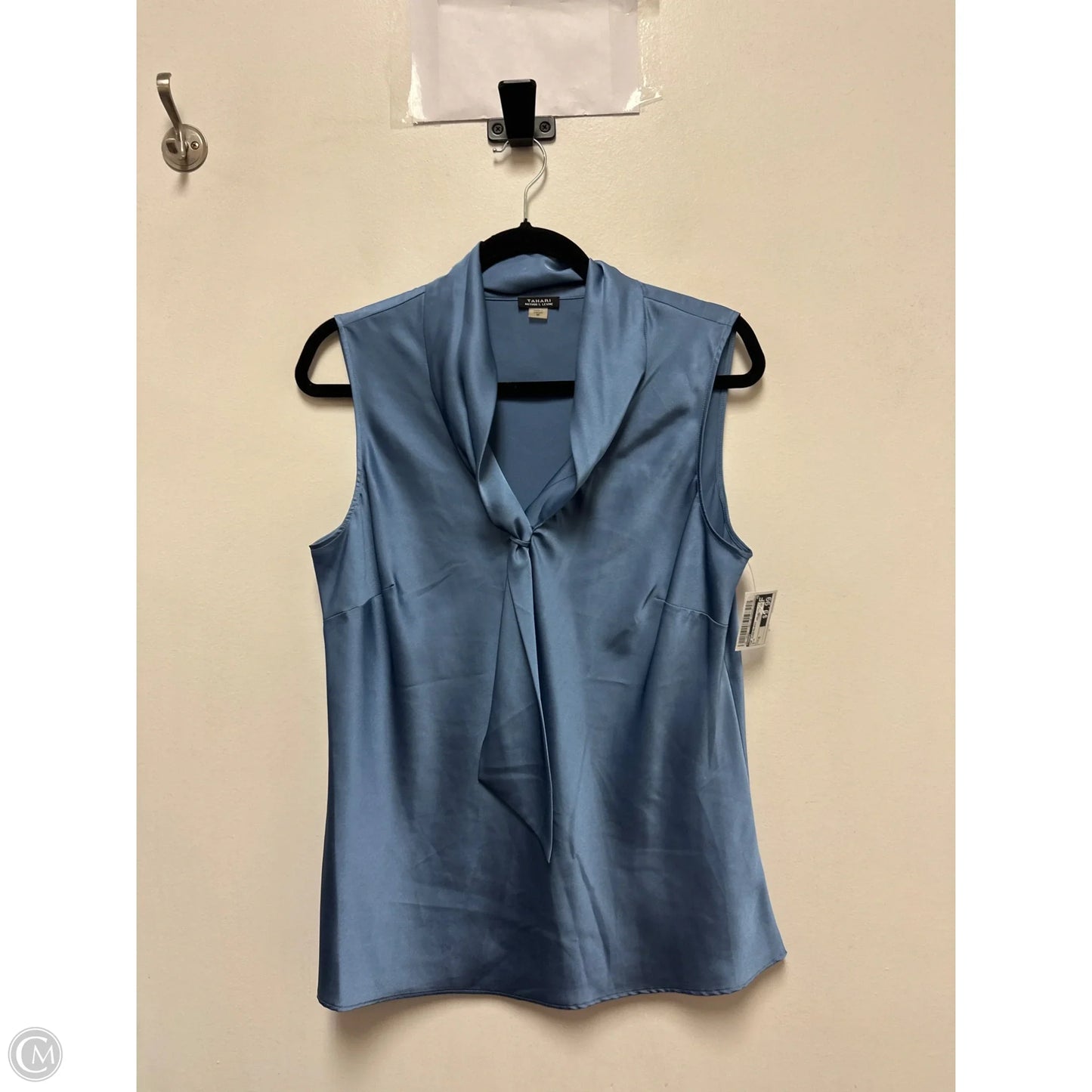 Top Sleeveless By Tahari In Blue, Size: M