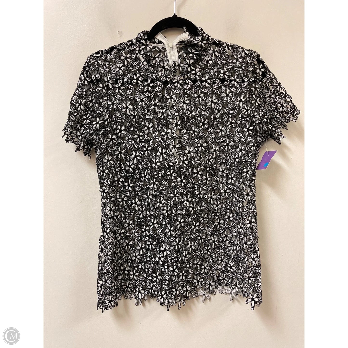 Top Short Sleeve By Gracia In Black & White, Size: M