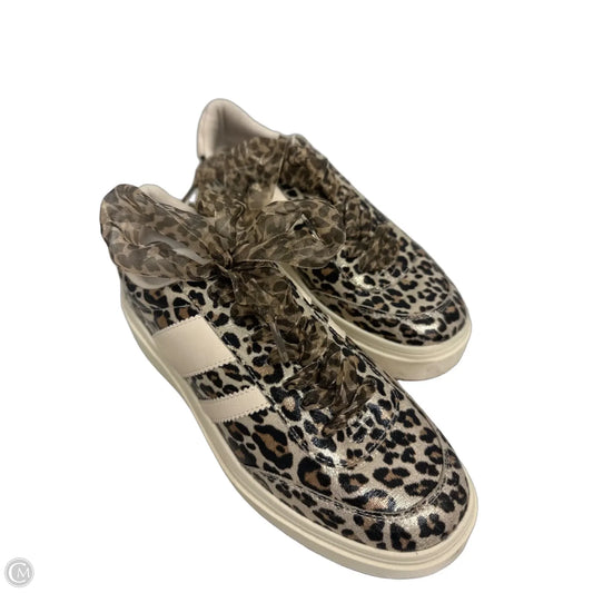 Shoes Sneakers By Clothes Mentor In Animal Print, Size: 6.5