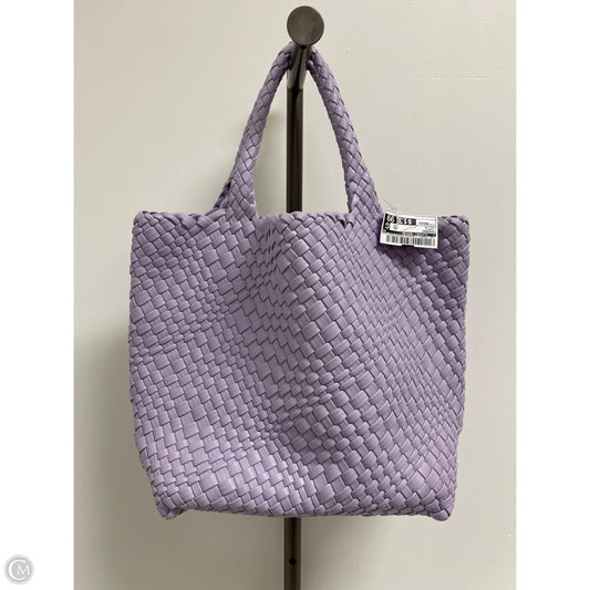 Handbag By Clothes Mentor, Size: Medium