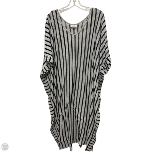 Swimwear Cover-up By Calvin Klein In Black & Grey, Size: Osfm