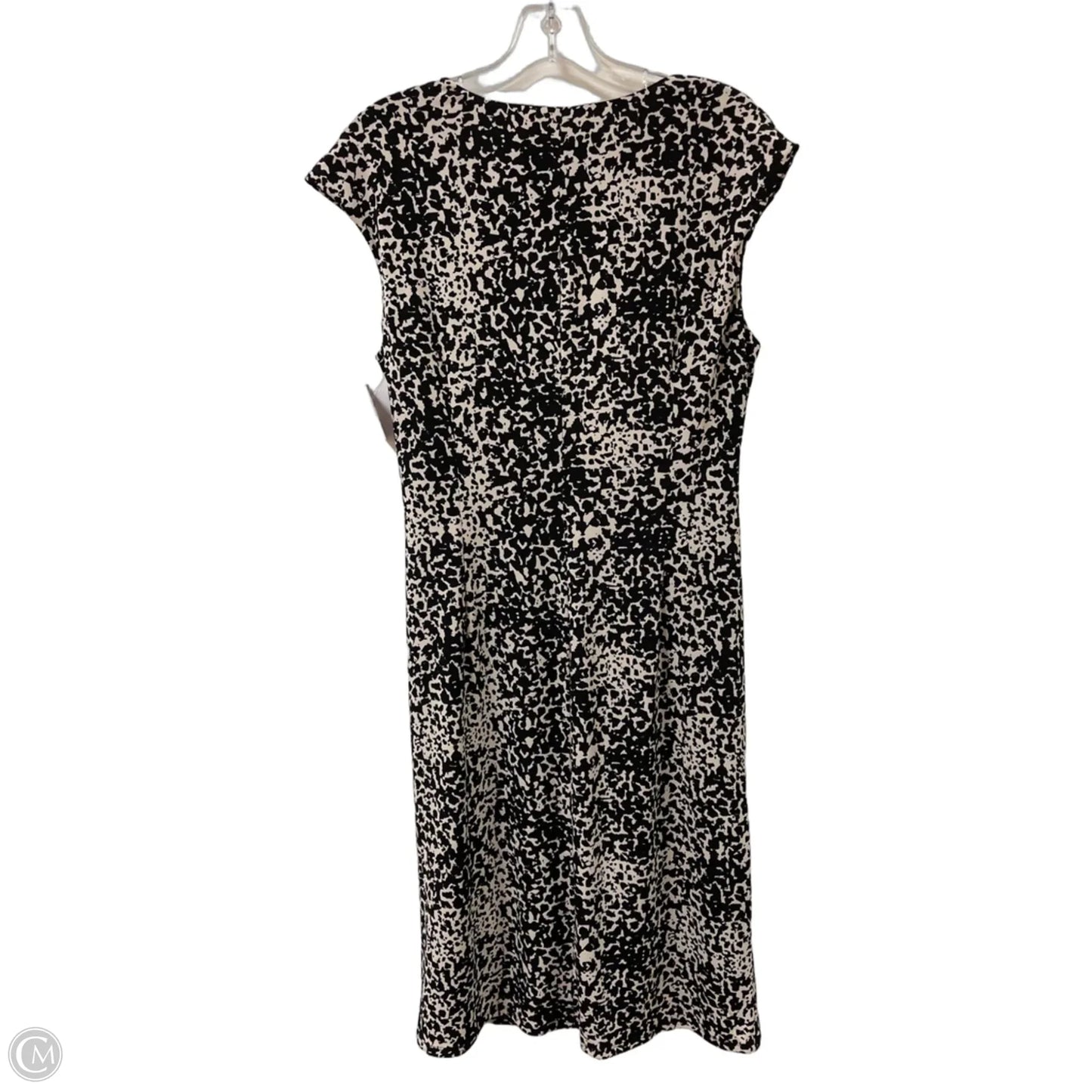 Dress Casual Short By Evan-picone In Black & White, Size: M