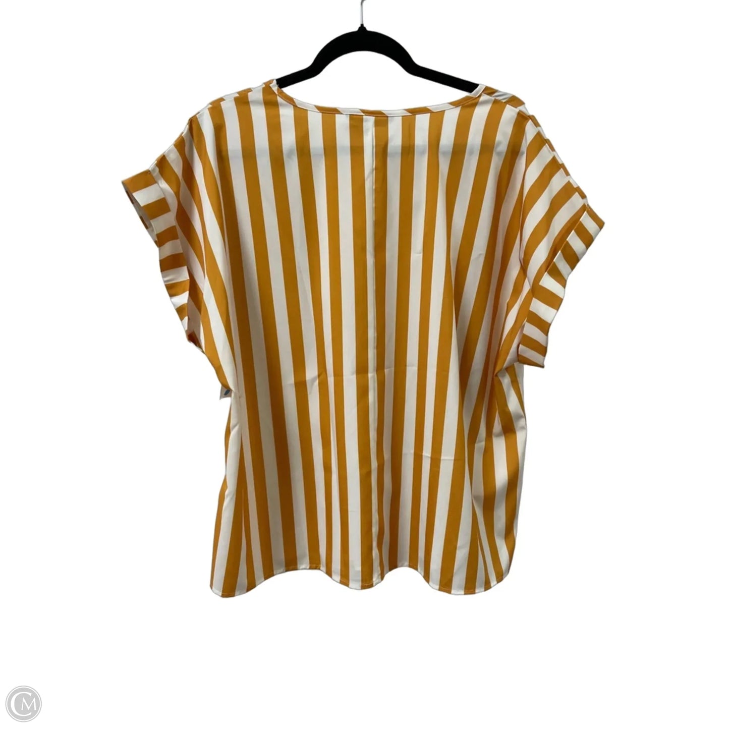 Top Short Sleeve By Shein In White & Yellow, Size: 1x