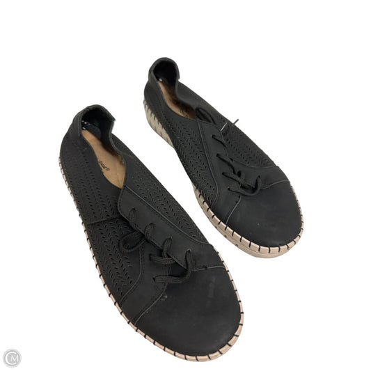 Shoes Sneakers By Easy Street In Black, Size: 6.5