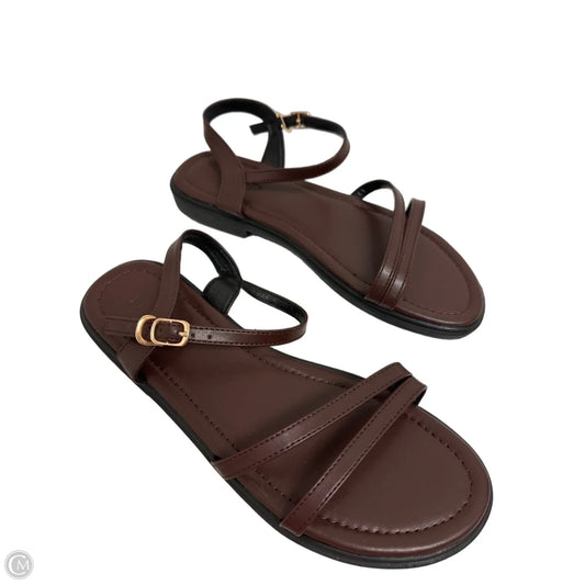 Sandals Flats By Clothes Mentor In Brown, Size: 8.5