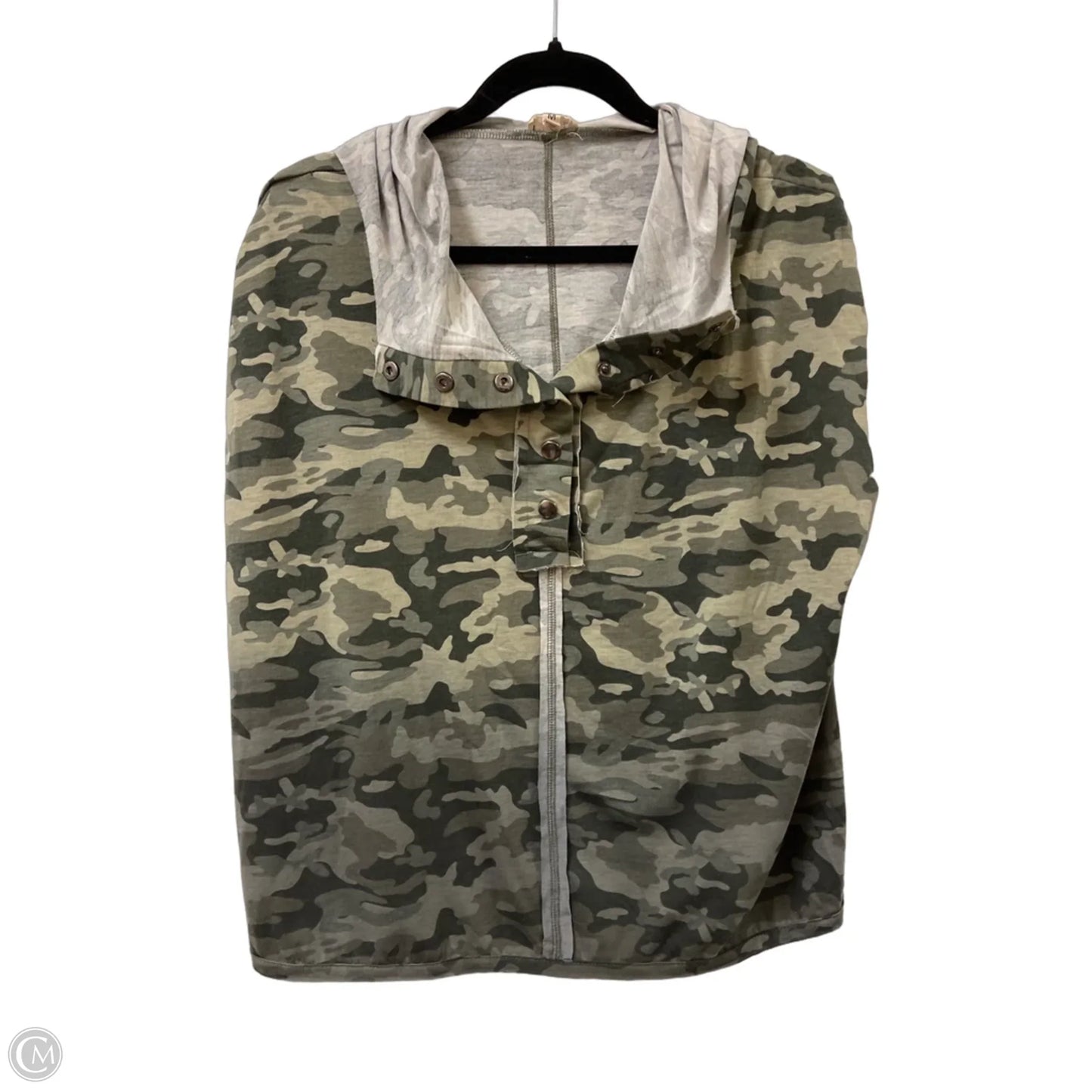 Top Short Sleeve By Pol In Camouflage Print, Size: M