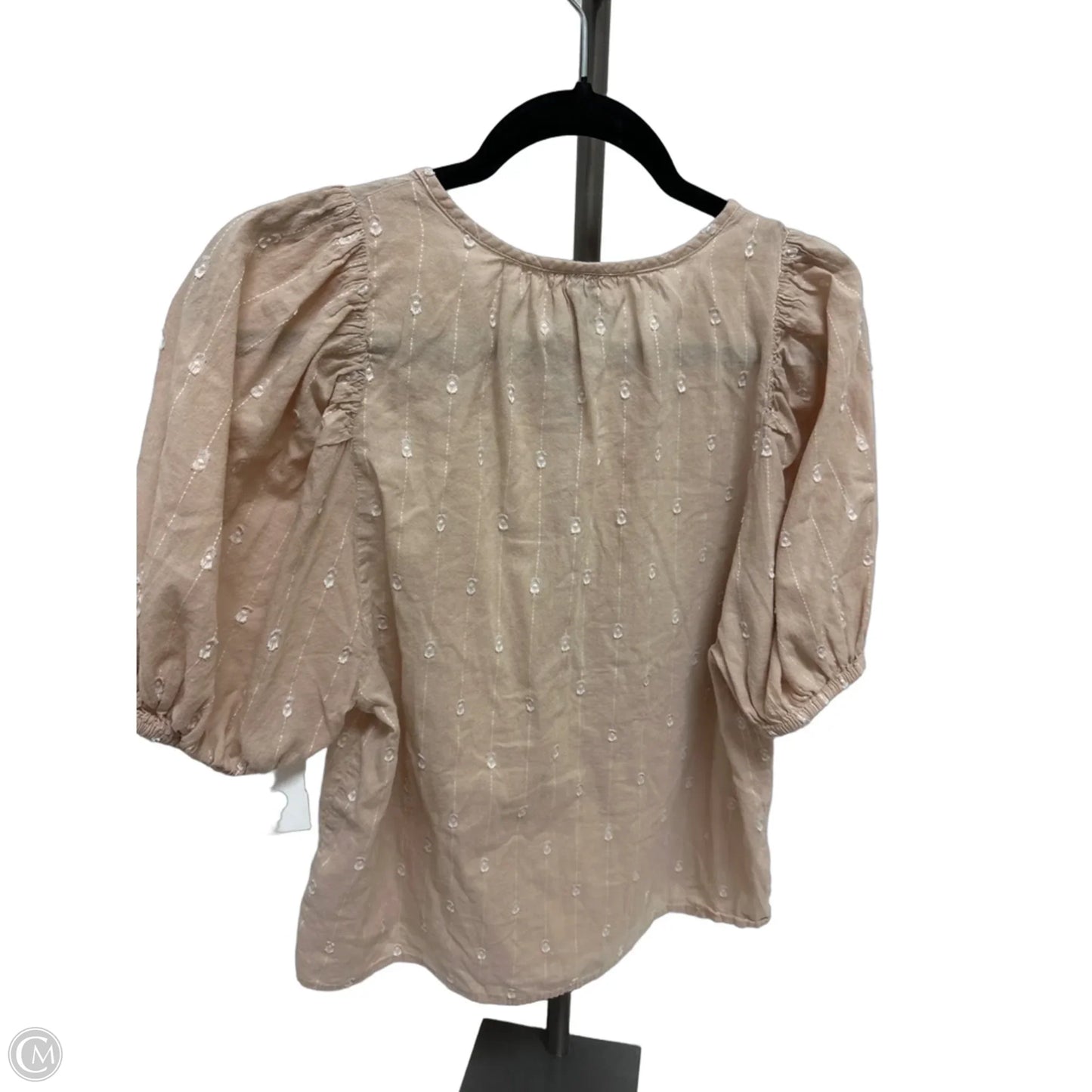 Top Short Sleeve By Universal Thread In Cream, Size: S