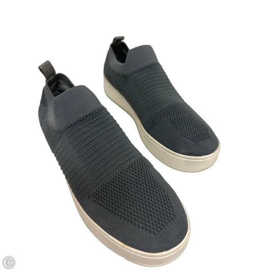 Shoes Flats By Steve Madden In Grey, Size: 9.5