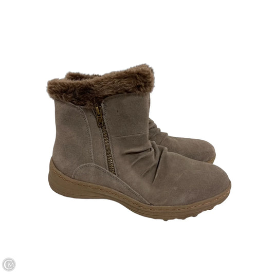 Boots Ankle Flats By Bare Traps In Brown, Size: 8.5