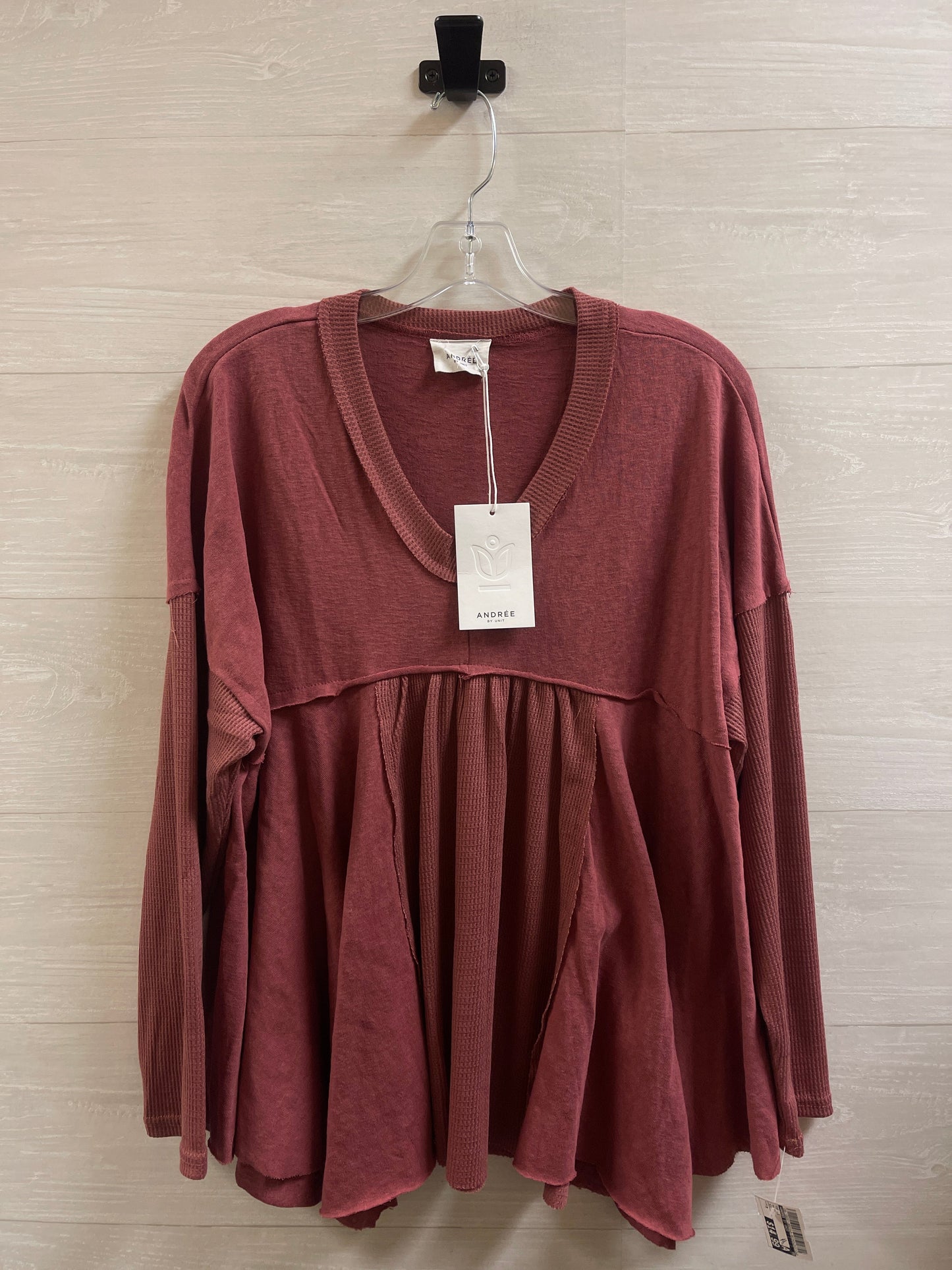 Top Long Sleeve By Andree By Unit  Size: M