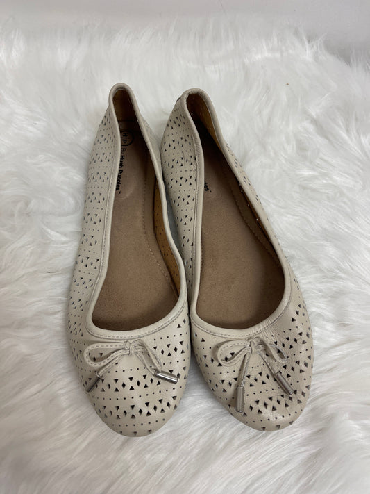 Shoes Flats By Hush Puppies  Size: 8
