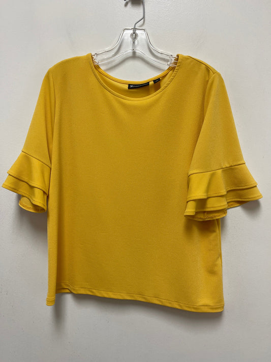 Yellow Top Short Sleeve New York And Co, Size L